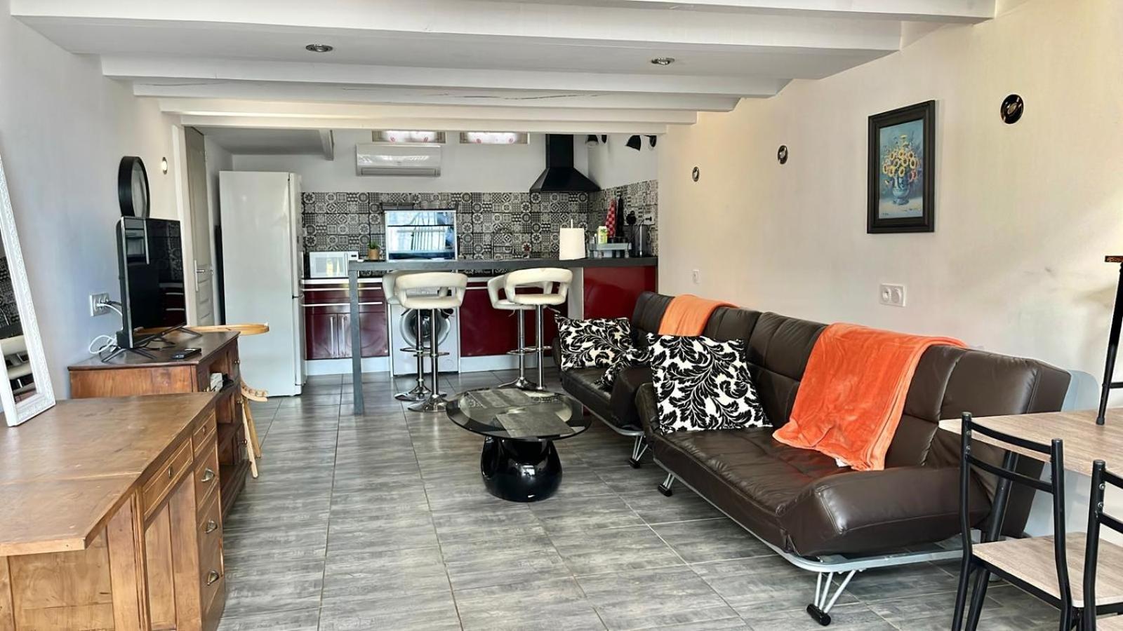 Chez Ben Avec Tout Le Confort Clim Wifi Netflix Gratuit Castres  Ngoại thất bức ảnh